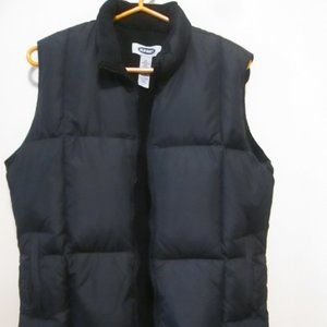 Old Navy Puffer Vest Size Medium